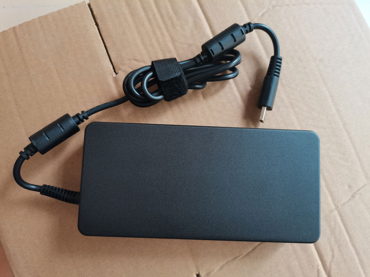 Nouveau adaptateur secteur OEM - Pc Gaming Xịn avis et prix