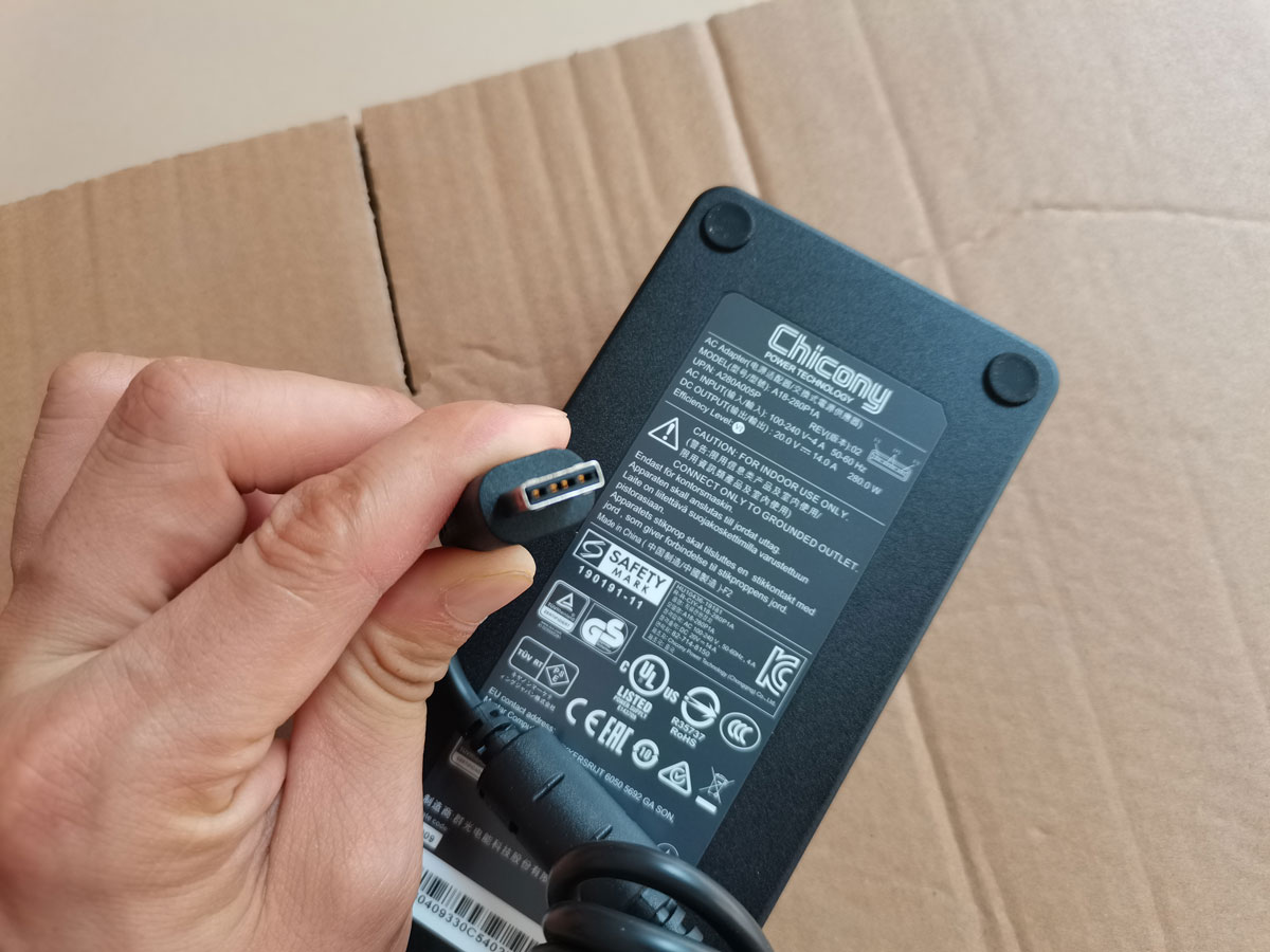 Nouveau adaptateur secteur OEM - Pc Gaming Xịn avis et prix