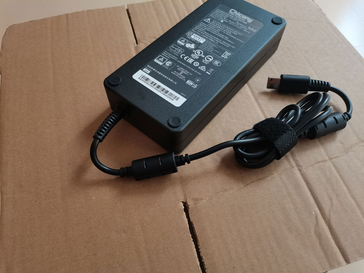 Nouveau adaptateur secteur OEM - Pc Gaming Xịn avis et prix